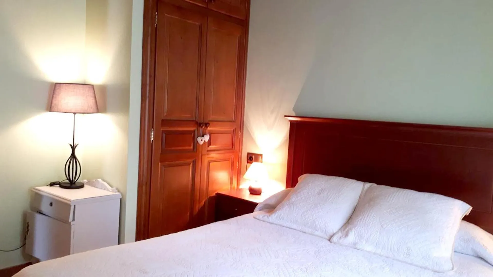 Charming Chalet In Viella, Mountain View Villa  Vielha